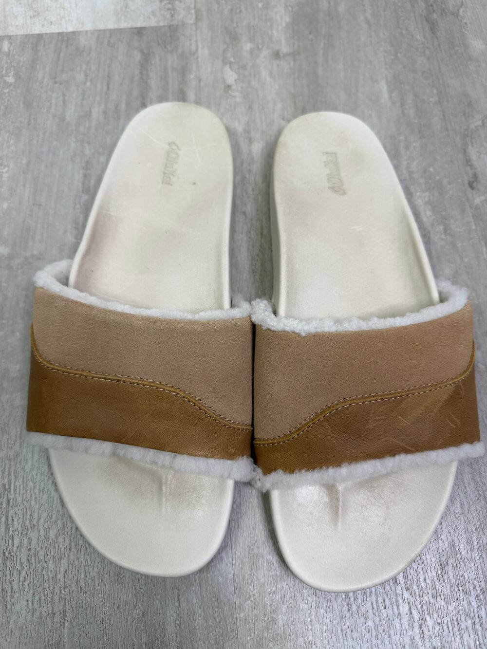 OluKai Hō'ala Genuine Shearling Slide Sandals in Tan/Puka Size 11